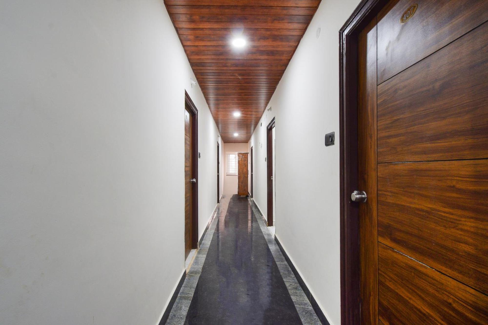 Super Collection O Gachibowli Phase - 1 Near Isb Ξενοδοχείο Εξωτερικό φωτογραφία